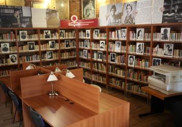 مكتبة أعمال المرأة إحدى أقدم مكتبات تركيا