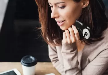 توفر بطاقة بايسل إمكانية دفع فواتير الكهرباء والماء والغاز والإنترنت واشتراك التلفاز