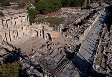 مدينة أفس إحدى أشهر المدن الأثرية في تركيا