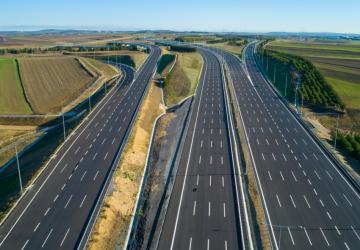 تضم تركيا 8 شبكات من الطرق الدولية السريعة