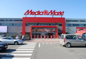 تشتهر في تركيا عدد من متاجر بيع الأجهزة الإلكترونية والكهربائية