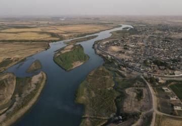 تقاطع نهري دجلة والفرات في العراق