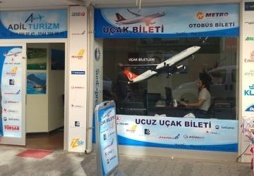 صورة لإحدى وكالات السفر في تركيا