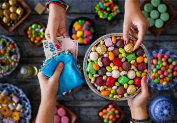 حلوان العيد والعيدية من أهم العادات العربية التركية المشتركة في العيد