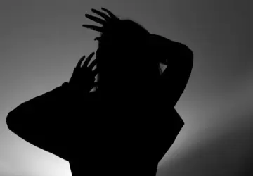 العنف الأسري هو إساءة بدنية أو جنسية أو نفسية