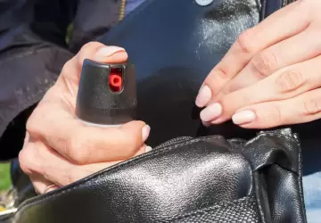 يتم استخدام بخاخ أو رذاذ الفلفل في تركيا أحياناً بغرض الدفاع عن النفس