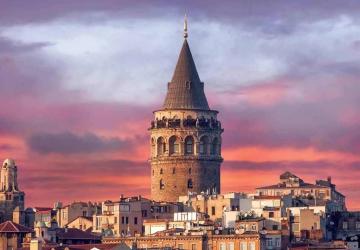 10 من أشهر مقاهي ومطاعم قريبة من برج غلطة