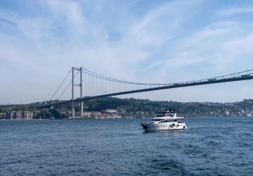 مضيق البوسفور وجهة سياحية مميزة، وقصور البوسفور نقطة جذب رائعة