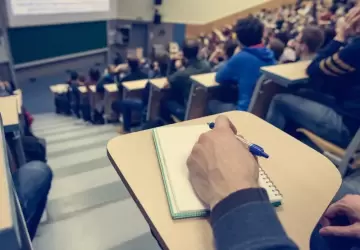 مشروع أوروبي جديد يوفر منحة لدعم الطلاب السوريين في الجامعات التركية