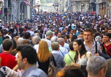 عدد سكان تركيا يقترب من 86 مليون نسمة.