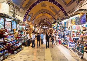 أشهر البازارات في تركيا تجذب السيّاح لشراء منتجاتهم بأسعار مُخفضة
