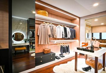 تطبيق دولاب يلقى رواجًا كبيرًا من قبل مستخدميه للتخلص من الملابس المستعملة في خزائنهم