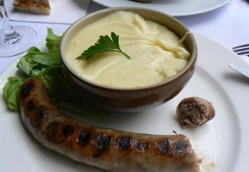 تذوق الطبق الفرنسي أليغو لم يعد مستحيلًا في تركيا مع أفضل مطاعم فرنسية في اسطنبول