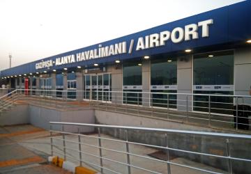 رحلة سياحية موفقة بخدمات سفر مريحة في قلب مطار غازي باشا -الانيا