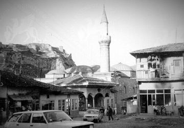 يساعد فهم مصطلحات التاريخ في تحفيز التفاعل وتبادل الأفكار