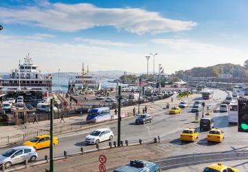 وبشكل عام، تعتبر مصطلحات المواصلات باللغة التركية أمرًا أساسيًا لتحسين تجربة الحياة اليومية