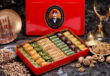 محل حلويات حافظ مصطفى من أشهر محلات حلويات في تقسيم في اسطنبول ذات النكهة المميزة