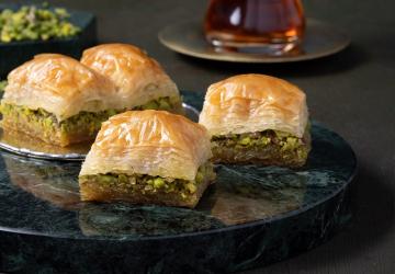 تشهد الحلويات التركية إقبالاً كبيراً في داخل تركيا وخارجها أيضاً