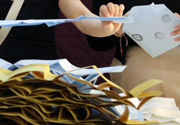 استطاعات 5 سيدات الفوز برئاسة 5 بلديات كبرى في تركيا