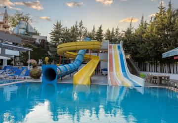 يبحث الكثير من العرب والسوريين عن أفضل الملاهي المائية في غازي عنتاب