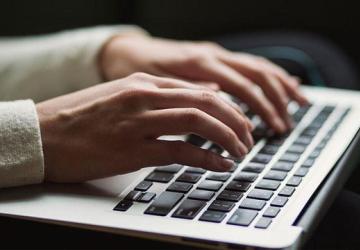 لا بد لك من تعلم اللغة التركية والإلمام بمهارات مفردات مكافحة المعلومات المضللة في تركيا