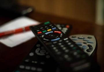 القنوات التركية تتنافس فيما بينها لتقديم برامج ونشرات وإعلانات متنوعة