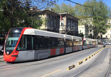 الترامواي في تركيا هو قطار مساره نفس مسار السيارات وله أهمية كبيرة في إسطنبول