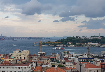 هناك العديد من الأسباب التي تدفعك لشراء منزل ثان في تركيا