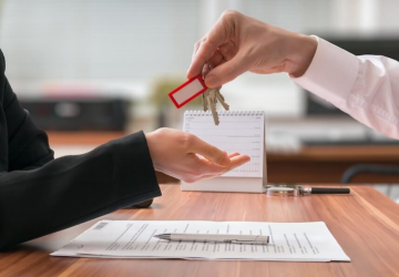 لا بد من أن تكون عقود العقارات في تركيا مكتوبة وموثقة لدى الجهات التركية الرسمية