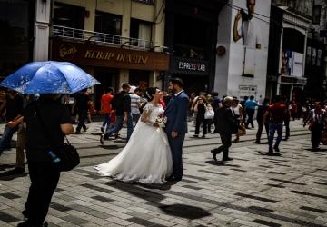 تتميز عادات الزواج في تركيا بعدد من التقاليد الثابتة والمميزة