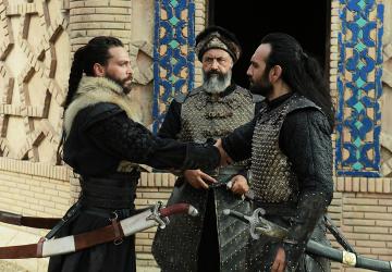 تتسابق شركات الإنتاج والقنوات التلفزيونية على مدار العام لتقديم أفضل الأعمال الدرامية