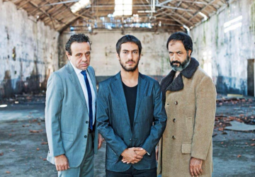 في هذا المقال اخترنا لكم أفضل 3 مسلسلات قديمة لقيت متابعة واسعة عربياً