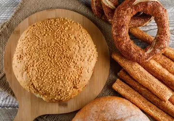 يرتبط الخبز في تركيا بالحياة اليومية للأتراك ويعد جزءاً أساسياً من الثقافة