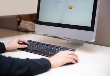 توفر بوابة إي دولات العديد من الفرص والخدمات الهامة للمقيمين في تركيا