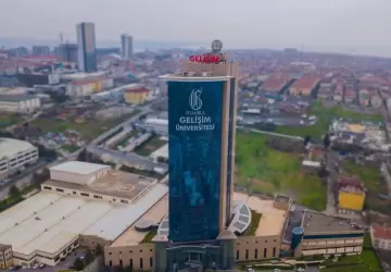 حققت İstanbul Gelişim أحد أفضل الجامعات التركية الخاصة تقدماً مهماً برامج تعليمية متنوعة ومتميزة