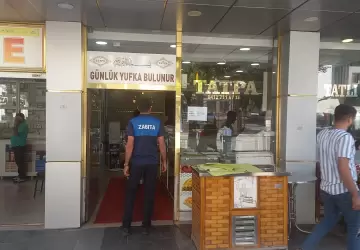 قوانين العمل ذات أهمية باللغة لأجل السوريين في تركيا