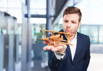 قد تدور تساؤلات عن دراسة تخصص الطيران في تركيا