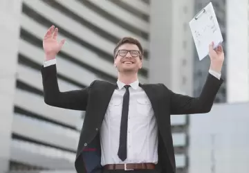 توفر لك ولاية إسطنبول فرصاً لا حصر لها لإثبات قدراتك وتحقيق النجاح