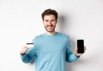 جمعنا لكم تجارب بعض السوريين لفتح حساب بنكي في تركيا