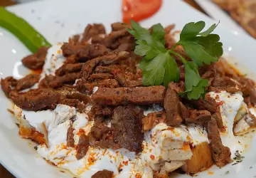 ألذ وأشهى المأكولات التركية ومنها تريت كباب قونيا