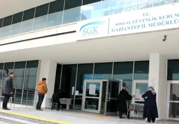 يمكن للطالب الأجنبي التسجيل في التأمين الصحي الحكومي GSS خلال ثلاثة أشهر من أول تسجيل جامعي