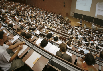 من يحق له العودة إلى الجامعات التركية بموجب Öğrenci Affı؟