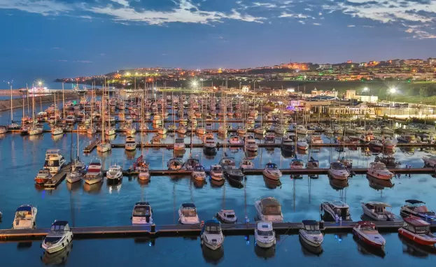 مرسى غرب إسطنبول في منطقة بيليك دوزو