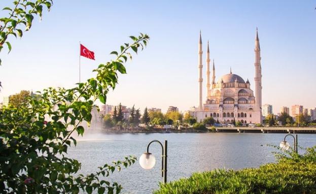 جامع سابانجي المركزي رمز من رموز أضنة