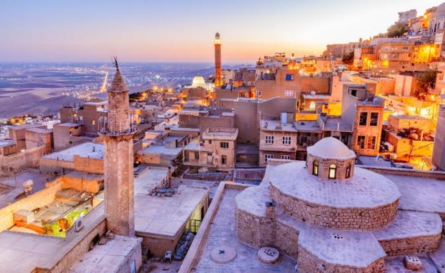 قلعة وبيوت ماردين من أبرز المواقع التاريخية في الولاية