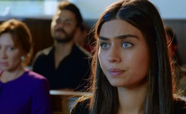 أمينة غولتشي شاركت بالعديد من المسلسلات المهمة في السينما التركية