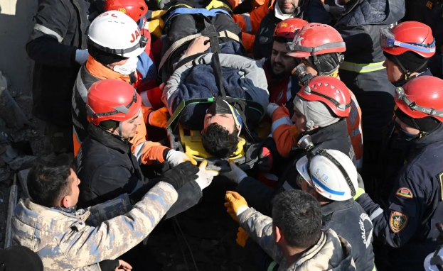 هل سألت يوما: كم يصمد الإنسان تحت الأنقاض؟