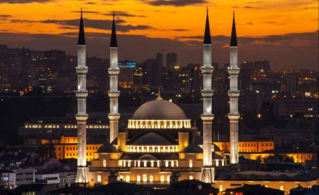 مسجد كوجاتبه أحد أكبر مساجد أنقرة