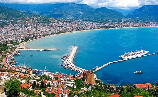 ألانيا Alanya مزيج رائع من الطبيعة الفريدة والتاريخ