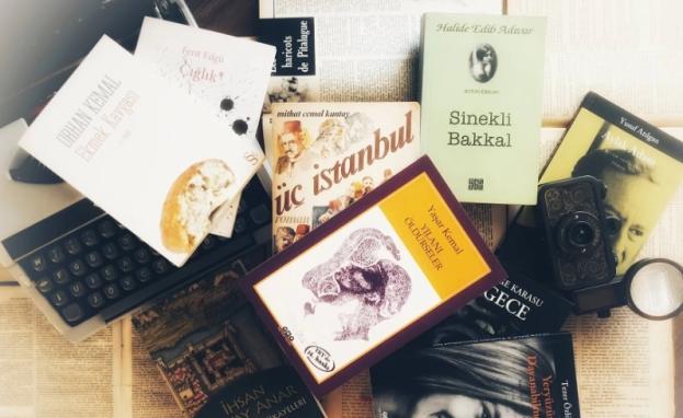 يحتاج تحديد أفضل الكتاب الأتراك إلى دراسة تطور الأدب التركي عبر التاريخ